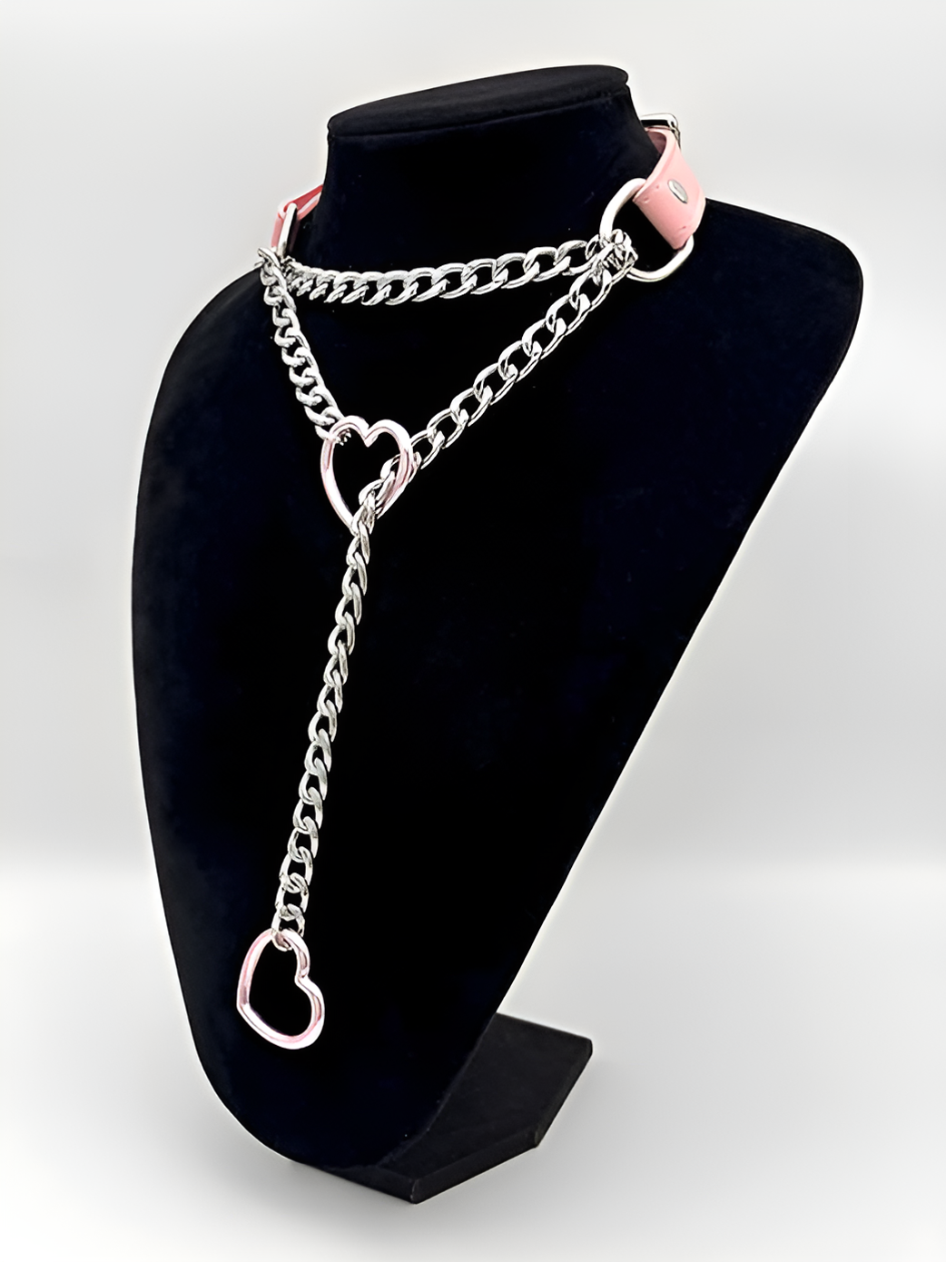 LoveChains™ - Kožený obojek s řetízkem ve tvaru srdce