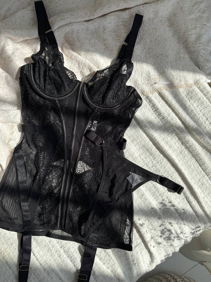 Alessandra™ | Černá saténová noční košile Mirage