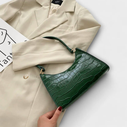 Lora. - Lesklá kožená taška