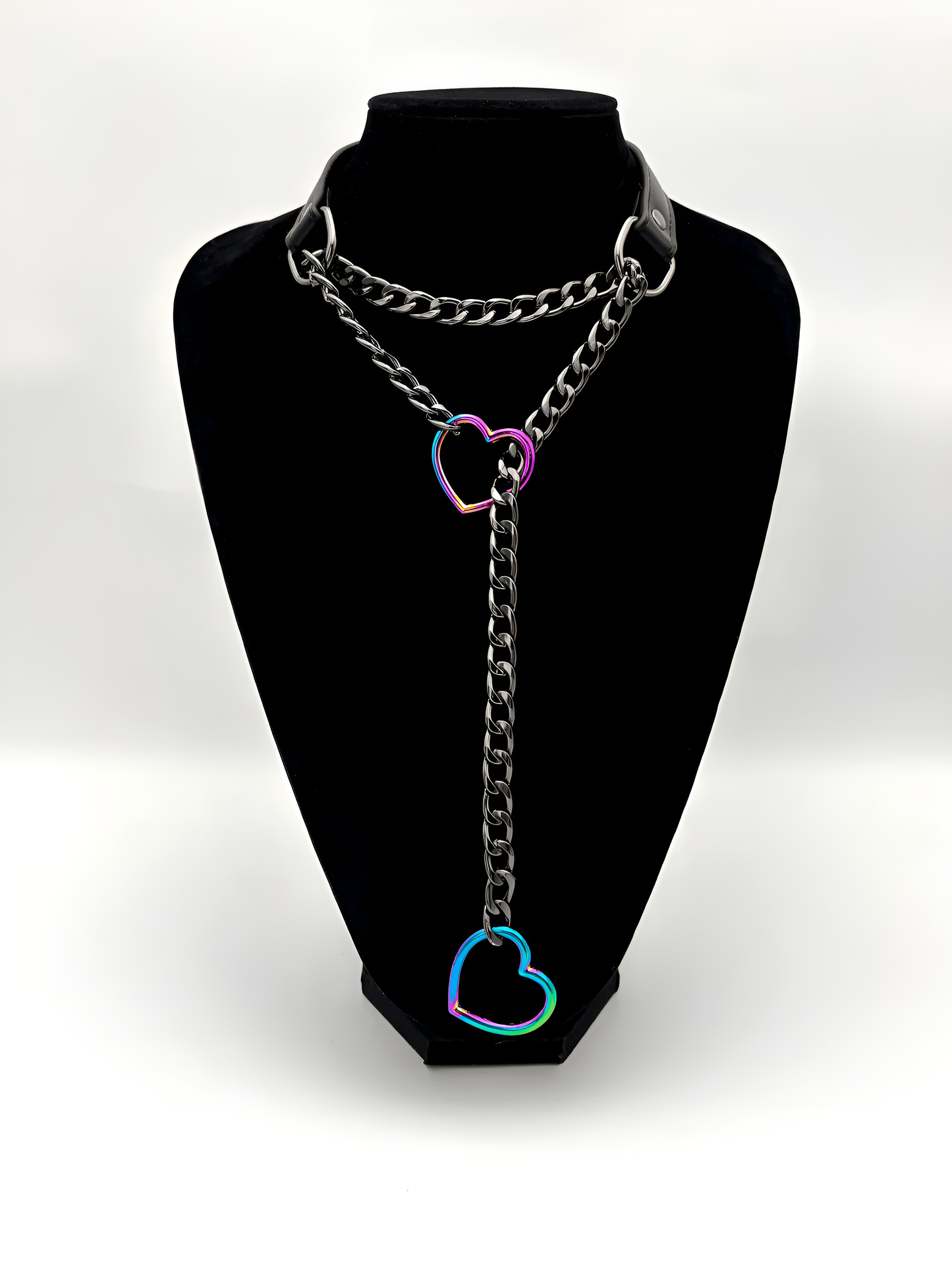 LoveChains™ - Kožený obojek s řetízkem ve tvaru srdce